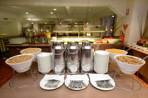 Ibis Styles Adelaide Grosvenor - Tourism Brisbane 9
