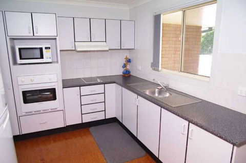 Bellhaven 1, 17 Willow Street - Tourism Brisbane 0