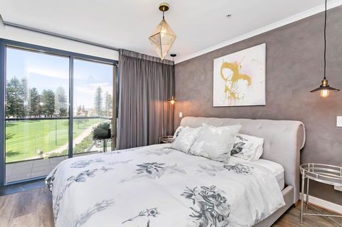 Heart Of Glenelg BnB - Tourism Brisbane 0