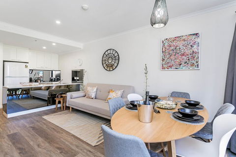 Heart Of Glenelg BnB - Tourism Brisbane 9