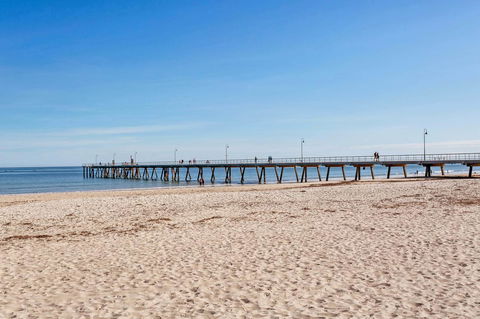 Heart Of Glenelg BnB - Tourism Brisbane 14