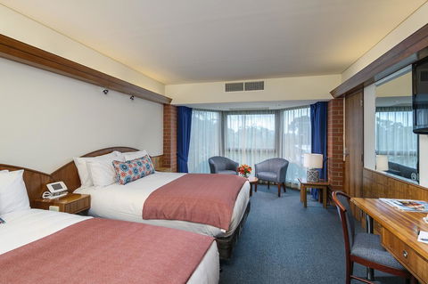 Arkaba Hotel - Tourism Brisbane 1