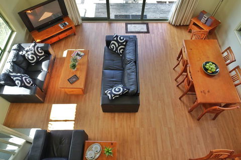 SkyView Villa - Tourism Brisbane 2