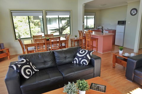 SkyView Villa - Tourism Brisbane 7