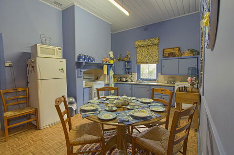 Tanunda Cottages - Tourism Brisbane 12