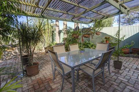Tanunda Cottages - Tourism Brisbane 17
