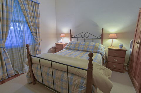 Tanunda Cottages - Tourism Brisbane 15