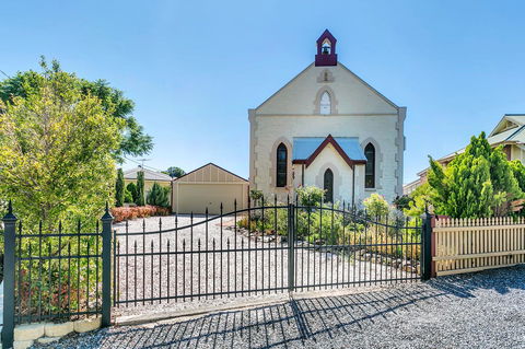 \'THE CHURCH\' Guest Home, Gawler Barossa Region - Tourism Brisbane 0