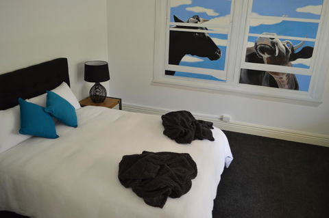 Two Cow Cottage Bed & Breakfast - Tourism Brisbane 23