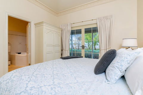 Barossa Vineyard Cottages - Tourism Brisbane 14