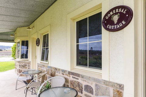 Barossa Vineyard Cottages - Tourism Brisbane 11