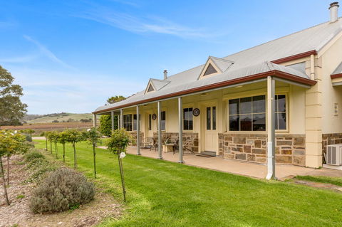 Barossa Vineyard Cottages - Tourism Brisbane 20