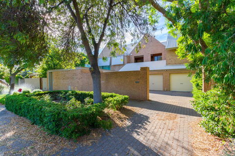 Adelaide Style Accommodation-Close To City-North Adelaide-3 Bdrm- FREE Parking - Tourism Brisbane 22