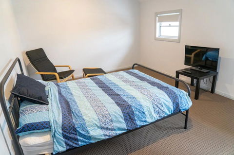 Gawler Townhouse 3 Bedroom - Tourism Brisbane 24