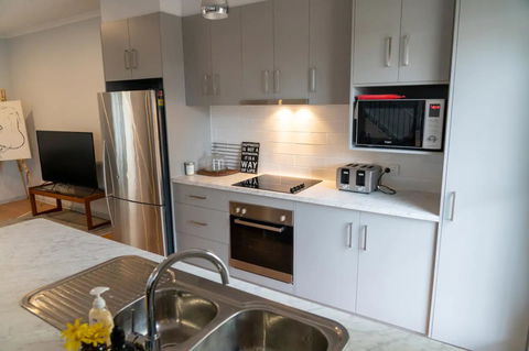 Gawler Townhouse 3 Bedroom - Tourism Brisbane 2