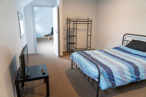 Gawler Townhouse 3 Bedroom - Tourism Brisbane 28