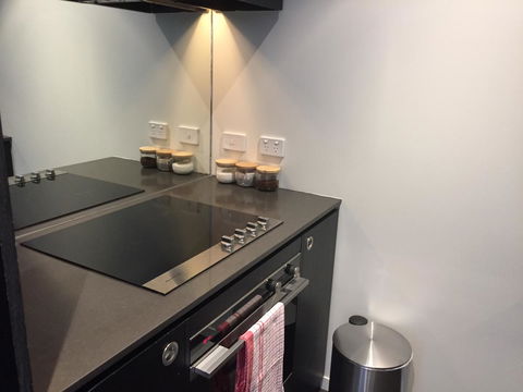 Tasha\'s Apartments On Warwick - Brisbane Tourism 14