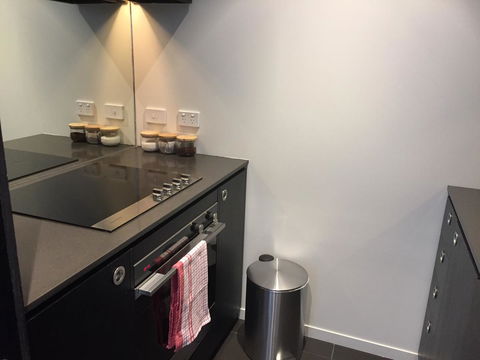 Tasha\'s Apartments On Warwick - Brisbane Tourism 13