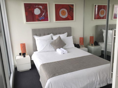 Tasha\'s Apartments On Warwick - Brisbane Tourism 26