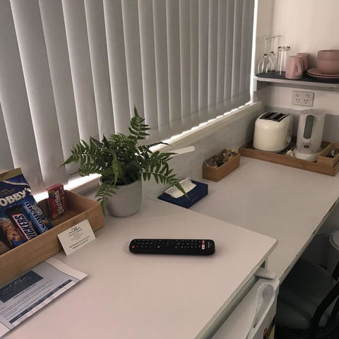 OCEAN BREEZE MOTEL - Brisbane 4u 3