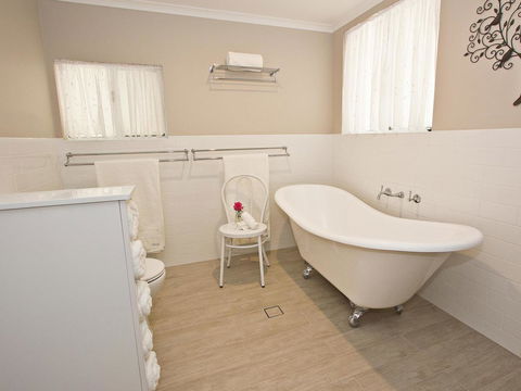 Queen's Cottage Barossa Valley - Tourism Brisbane 17