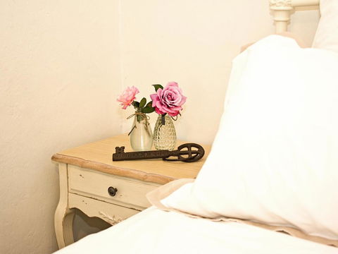 Queen's Cottage Barossa Valley - Tourism Brisbane 14