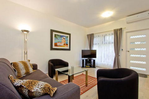 Atlantic West Beach Apartments - Tourism Brisbane 1