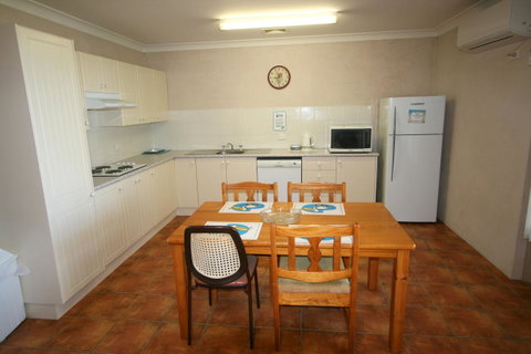 Lake Edge Apartments - Brisbane Tourism 17