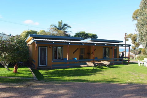 Casuarina Coastal Units - Brisbane Tourism 2