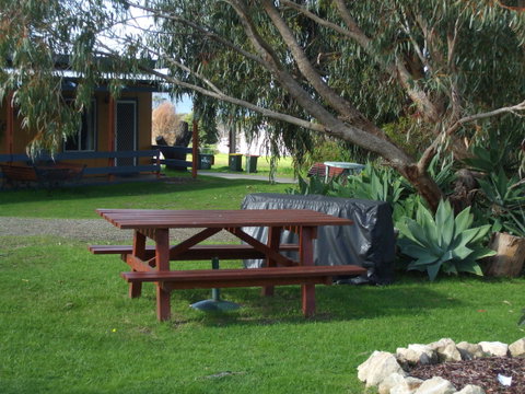 Casuarina Coastal Units - Brisbane Tourism 17