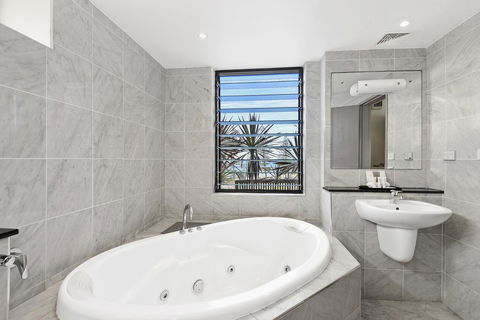 Ibis Styles Port Macquarie - Tourism Brisbane 21