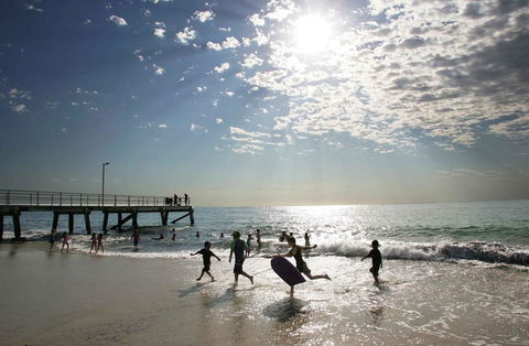 Lady Bay Hotel - Tourism Brisbane 25