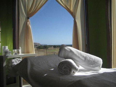 Lady Bay Hotel - Tourism Brisbane 13