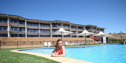 Lady Bay Hotel - Tourism Brisbane 9