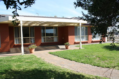 Maslin Beach House - Brisbane Tourism 7
