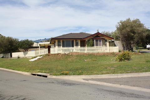 Maslin Beach House - Brisbane Tourism 0