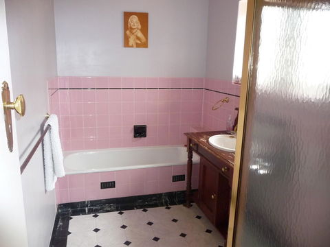 Country Bakehouse Accommodation - Tourism Brisbane 17