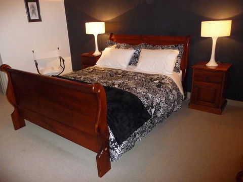 Country Bakehouse Accommodation - Tourism Brisbane 11