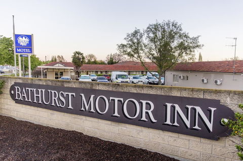 Bathurst Motor Inn - Tourism Brisbane 13