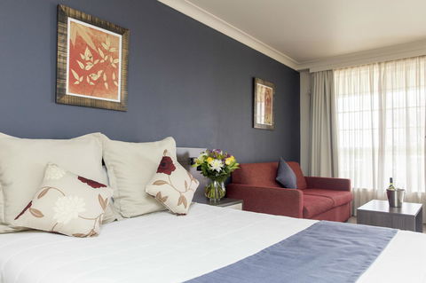 Bathurst Motor Inn - Tourism Brisbane 10