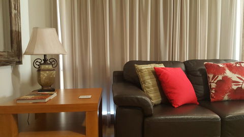 Jacaranda Homestay - Brisbane Tourism 6