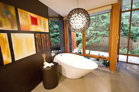 Sticky Rice Villas - Tourism Brisbane 4