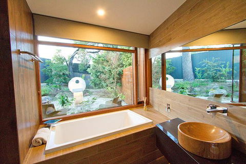 Sticky Rice Villas - Tourism Brisbane 8