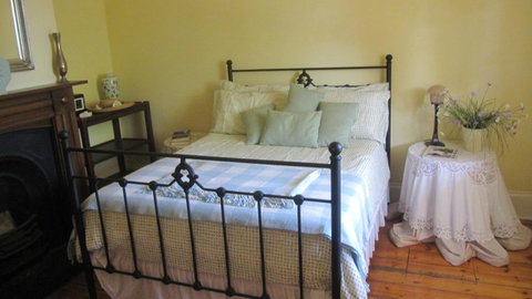 Gainsborough Cottage - Brisbane Tourism 4