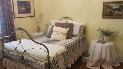 Gainsborough Cottage - Brisbane Tourism 9