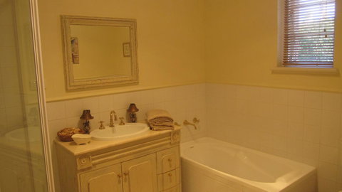 Gainsborough Cottage - Brisbane Tourism 6