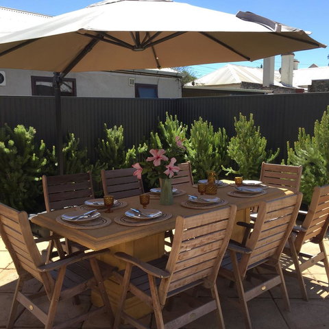 Gainsborough Cottage - Brisbane Tourism 1