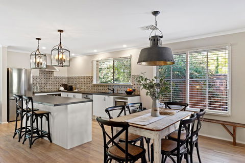 Adelaide Hills Retreats - Brisbane Tourism 2