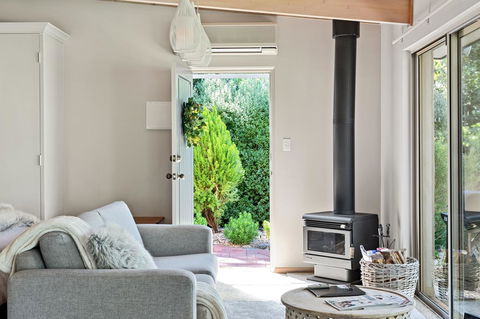 Adelaide Hills Retreats - Brisbane Tourism 20