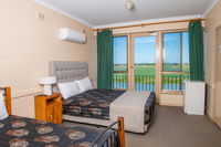 Book Tailem Bend Accommodation Vacations Tourism Brisbane Tourism Brisbane